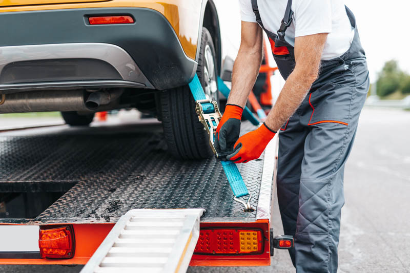 Dépannage/Remorquage, Sainte-Suzanne<br>Dépanneur-remorqueur auto, Sainte-Suzanne<br>Assistance routière, Sainte-Suzanne